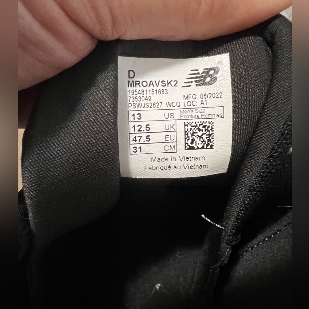 Men’s New Balance Sneakers Size 13 - Picture 6 of 8